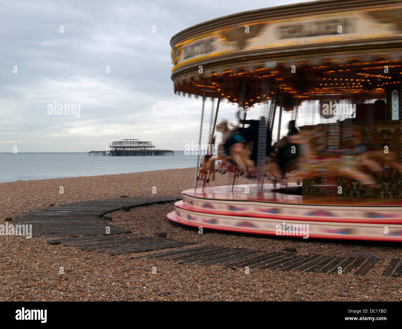 Giostra sulla Spiaggia di Brighton Foto Stock