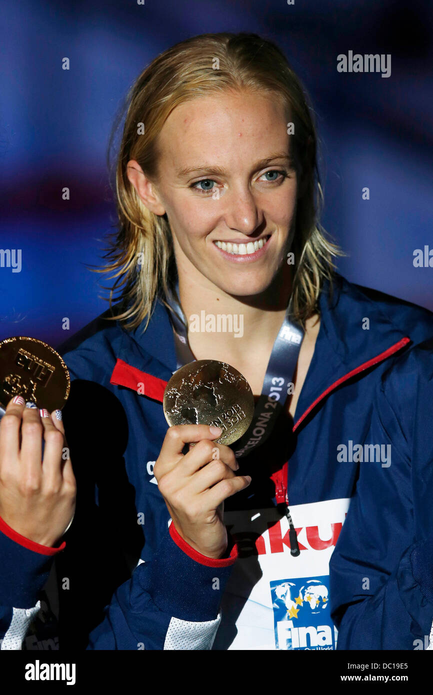 Dana Vollmer (USA), 4 agosto 2013 - Nuoto : Dana Vollmer degli Stati Uniti celebra con la sua medaglia d oro dopo le donne 400m relè medley finale al XV Campionati del Mondo di nuoto FINA a Palau Sant Jordi arena di Barcellona, Spagna. (Foto di D.Nakashima/AFLO) Foto Stock