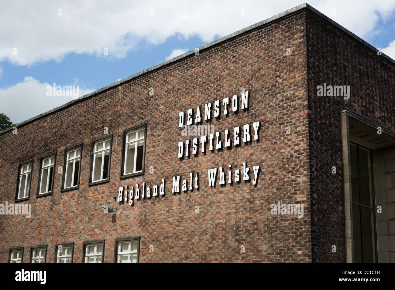 Deanston Malt Whisky Distillery, in Doune, Scozia. Foto Stock