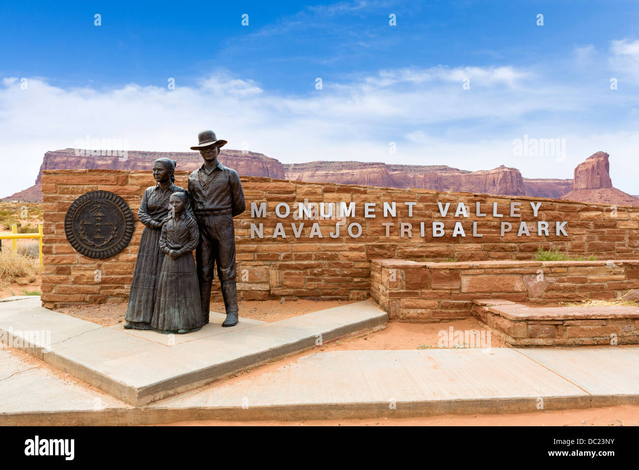 Ingresso al parco tribale Navajo Monument Valley, Monument Valley, Utah, Stati Uniti d'America Foto Stock