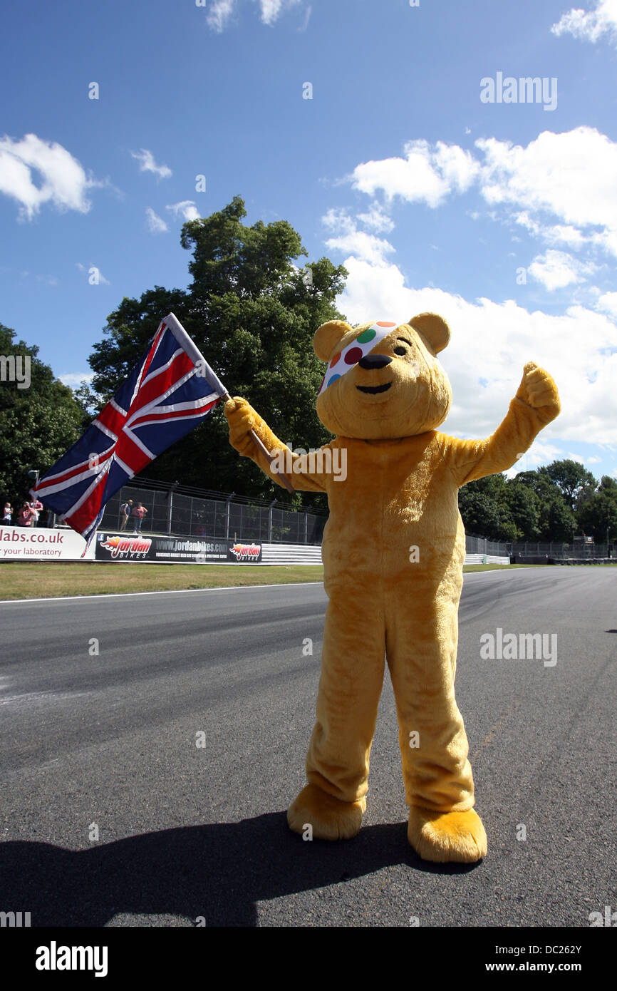 BBC bambini bisognosi, Pudsey CarFest a nord, Oulton Park. Foto Stock