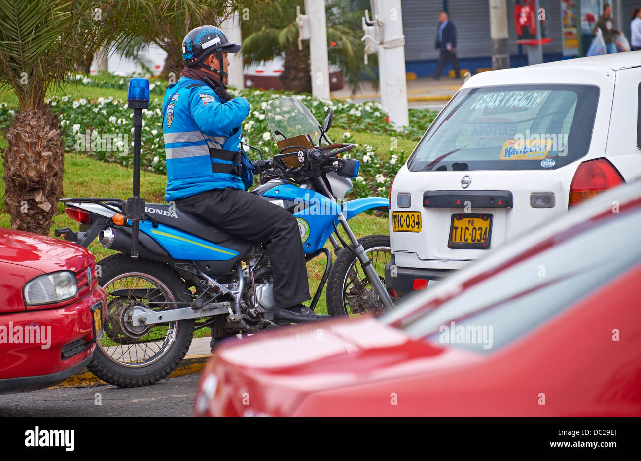 La polizia Moto, quartiere Miraflores di Lima, Perù. Foto Stock