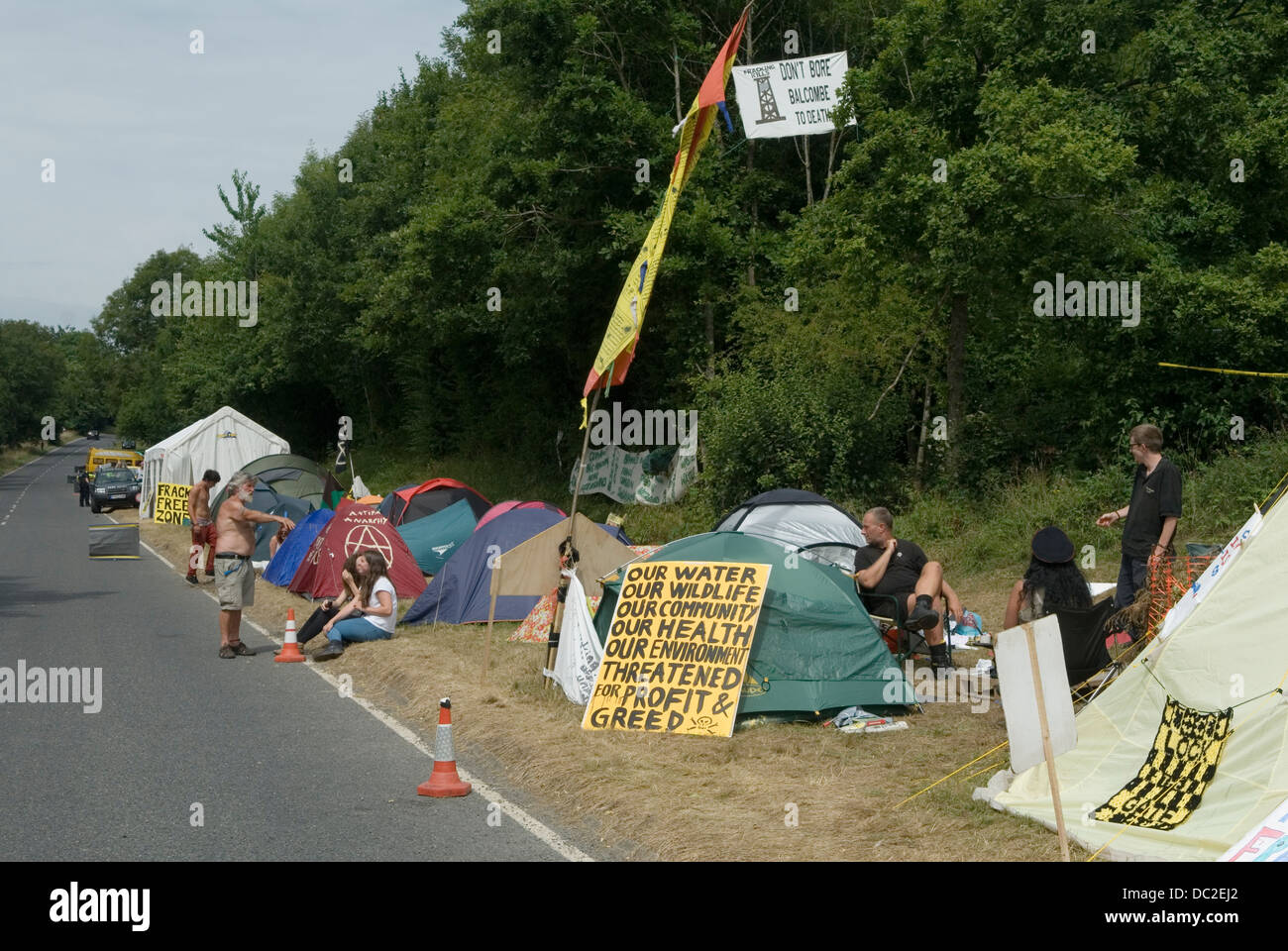 Balcombe West Sussex Regno Unito. Fracking protesta camp. 2013 2010s in Inghilterra. HOMER SYKES Foto Stock