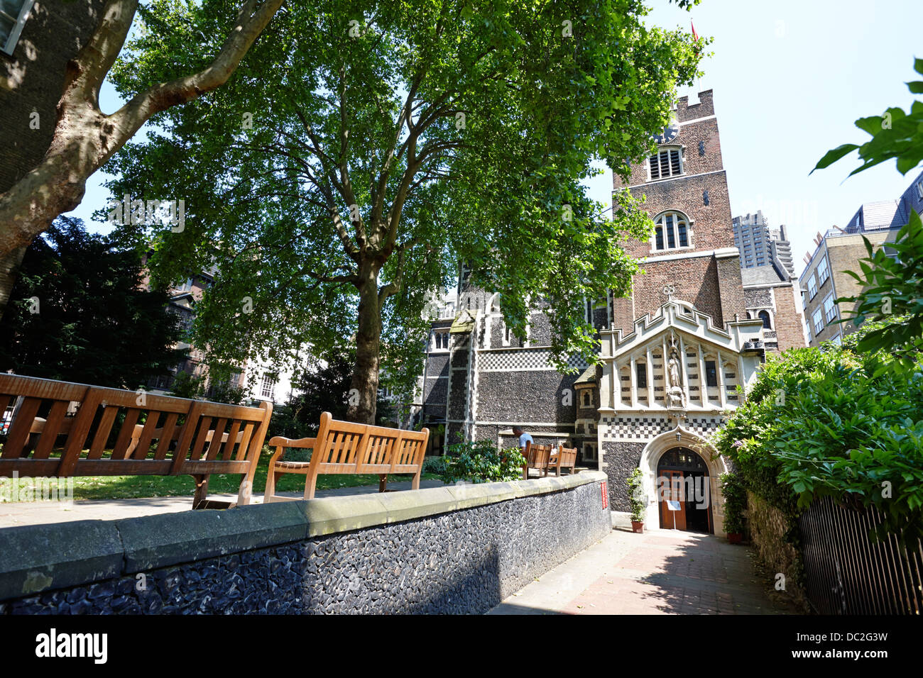 San Bartolomeo la grande chiesa Londra Inghilterra Regno Unito Foto Stock