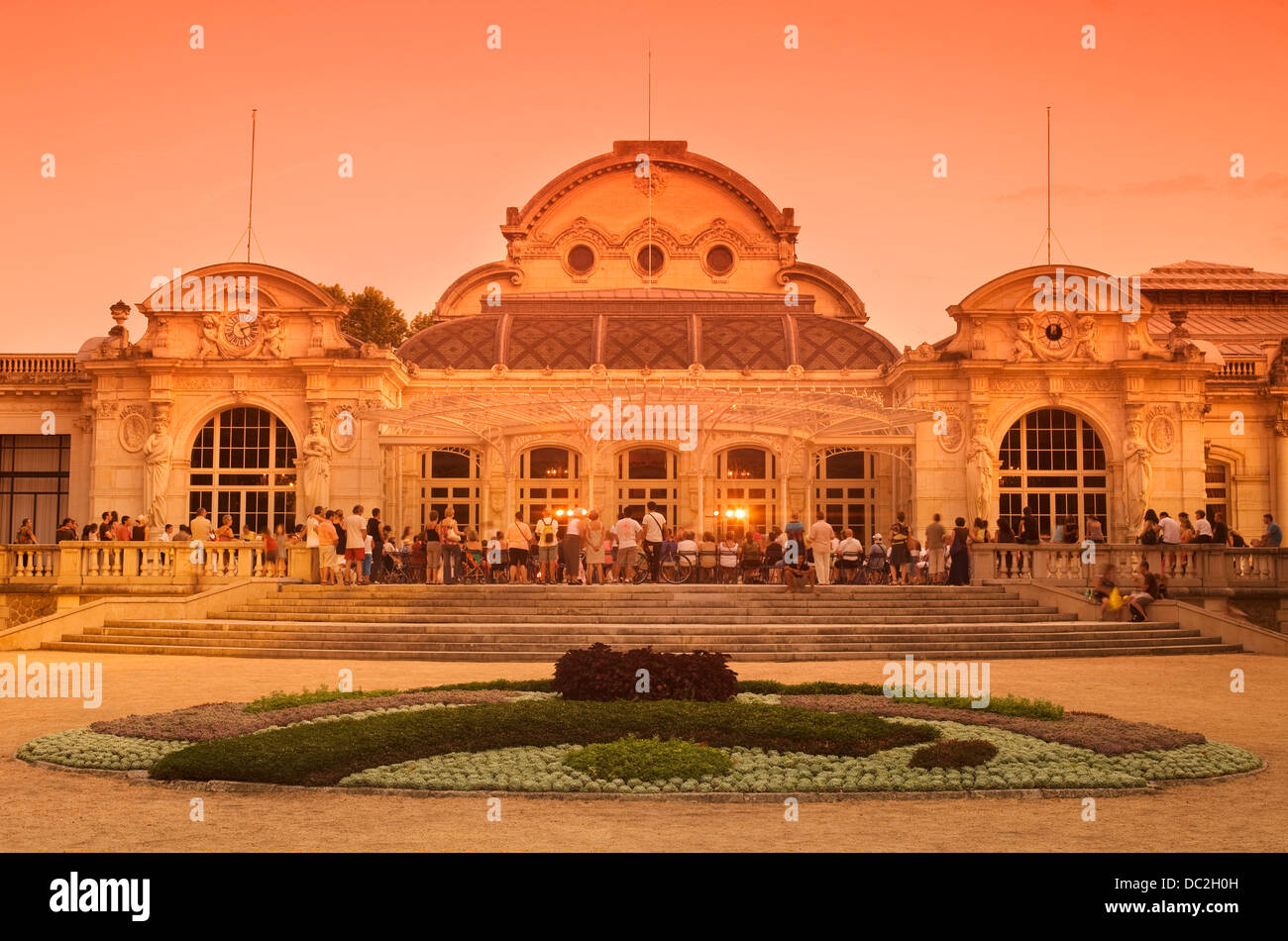 OPERA HOUSE EDIFICIO GRAND CASINO PARC DE SOURCES VICHY AUVERGNE FRANCIA Foto Stock