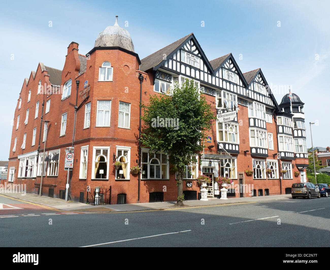 Il Westminster Hotel sulla strada della città di Chester Cheshire Regno Unito Foto Stock