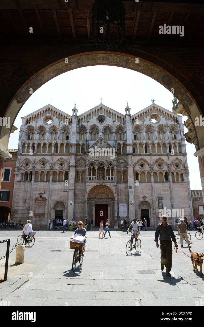 Duomo di Ferrara in Emilia Romagna Italia settentrionale Foto Stock