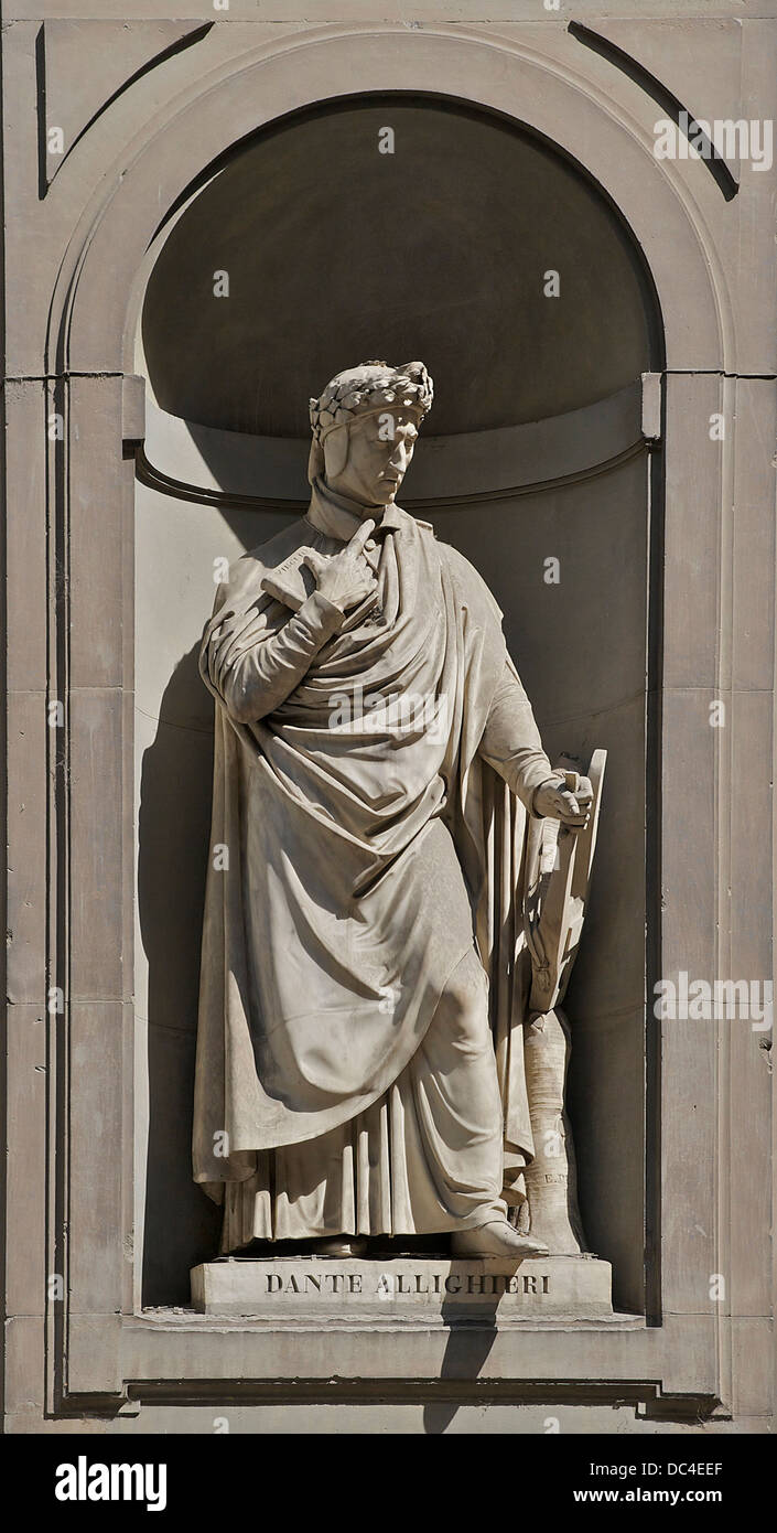Dante Alighieri di Emilio Demi, Piazzale degli Uffizi di Firenze (Italia). Foto Stock