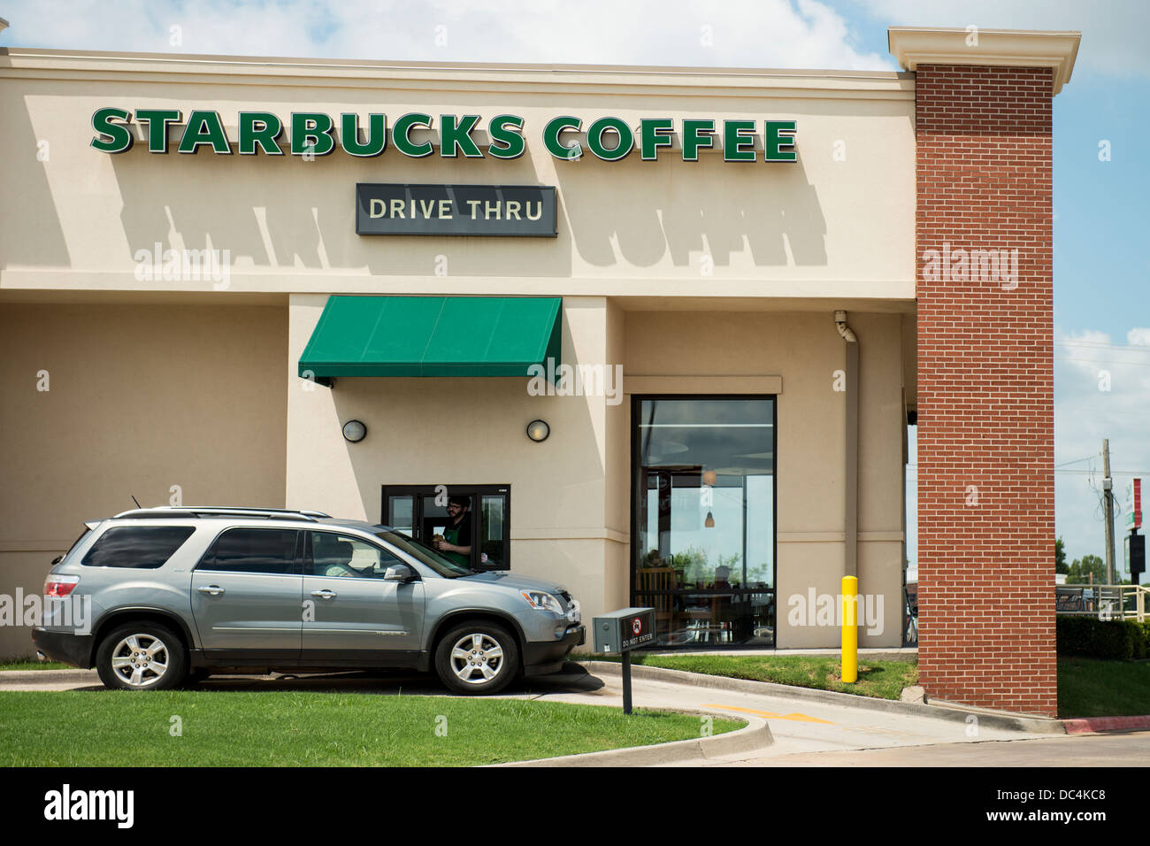 Starbucks Coffee shop in nord Oklahoma City, Oklahoma, Stati Uniti d'America. Foto Stock