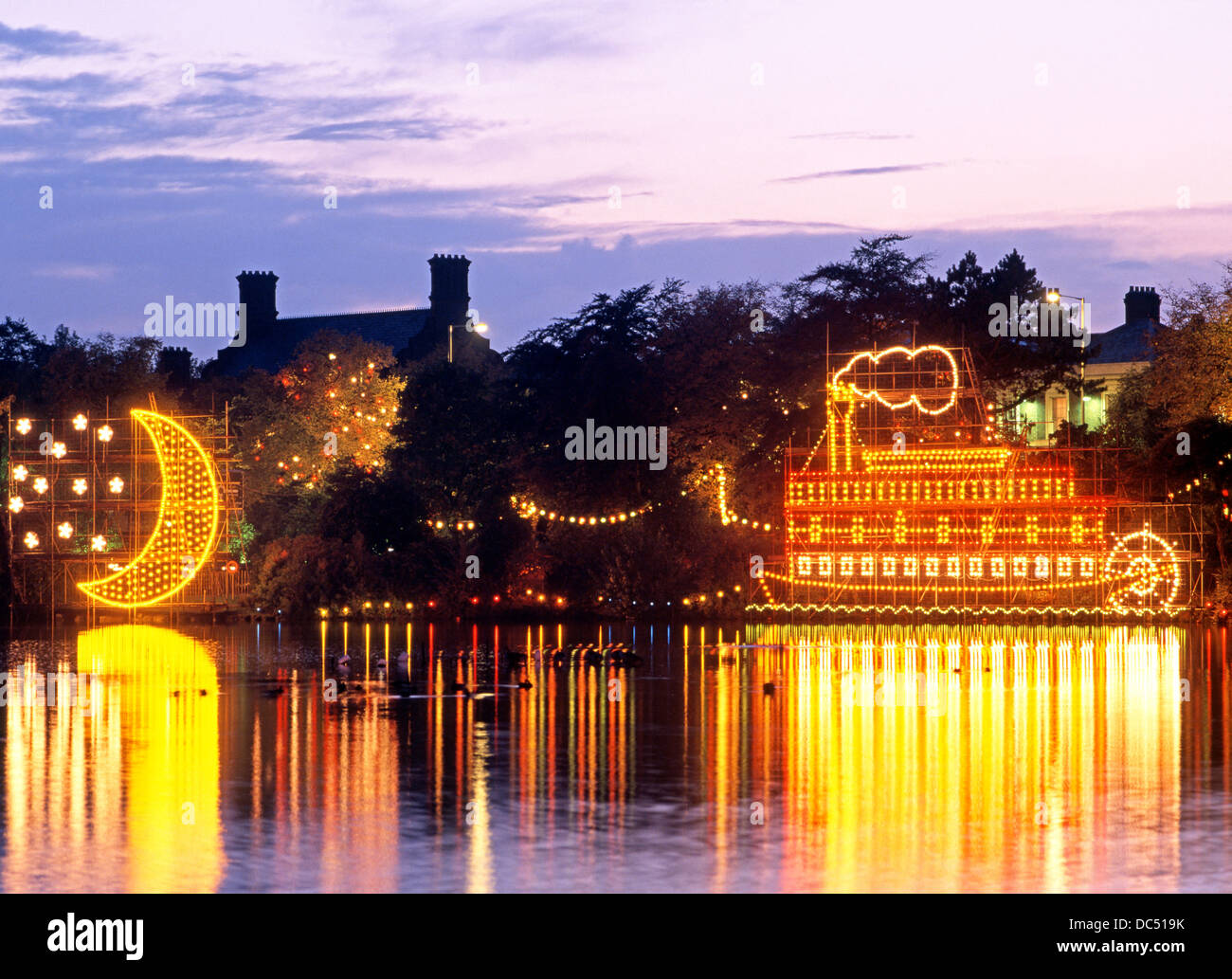 Luminarie annuale display, Walsall, West Midlands, Inghilterra, Regno Unito, Europa occidentale. Foto Stock