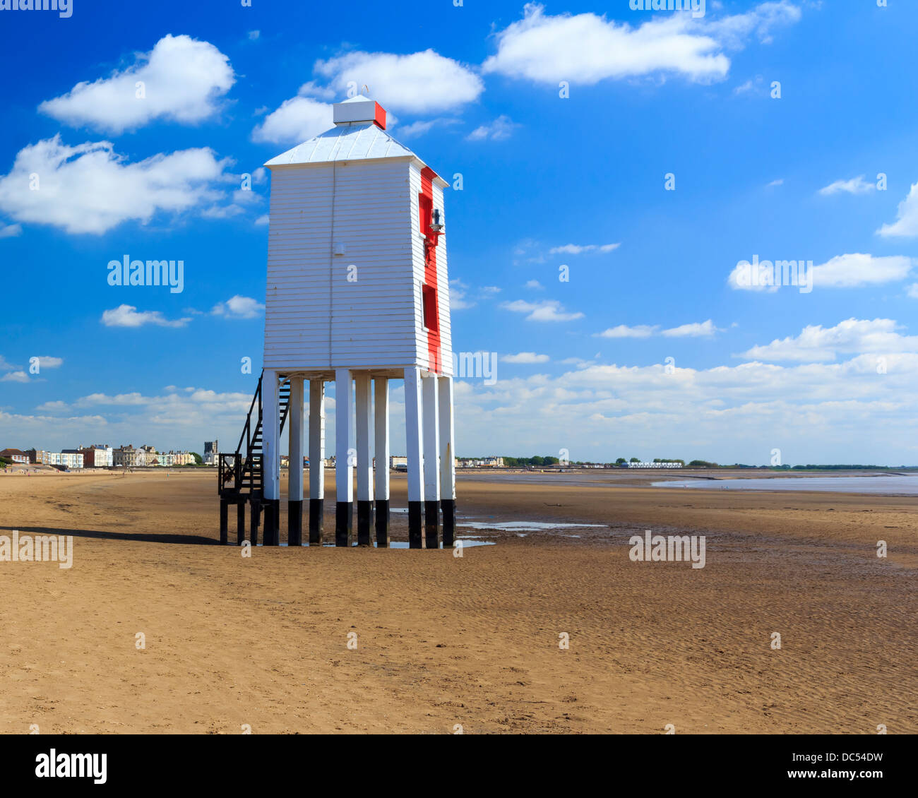 Faro di legno sulla spiaggia a Burnham on sea, Somerset England Regno Unito Foto Stock