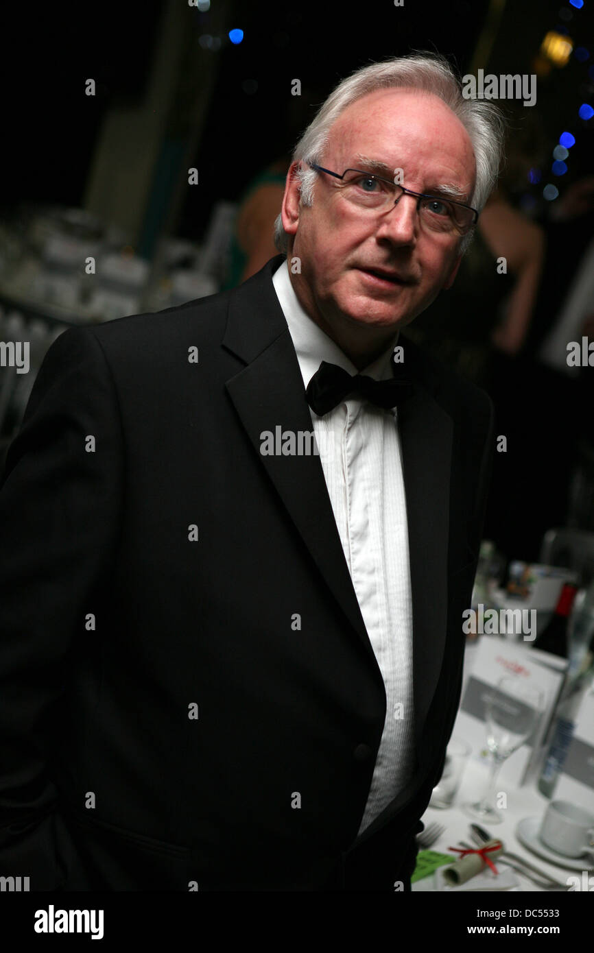 Gary Newlove cena di beneficenza al Halliwell Jones Stadium, Warrington. Pete Waterman. Foto: Chris Bull Foto Stock