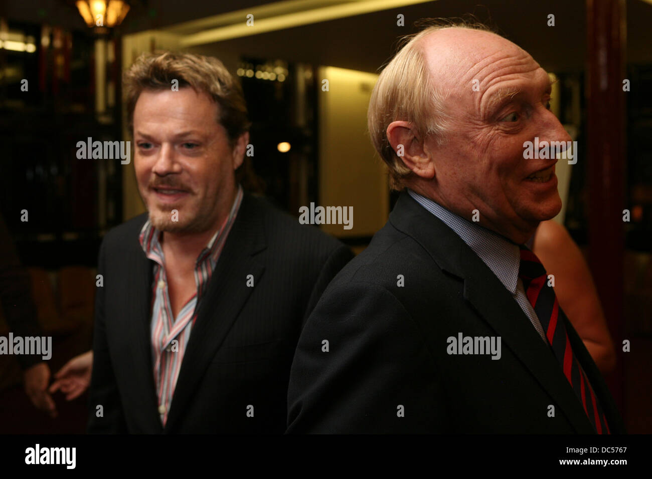 Labour Party Conference 2008. Eddie Izzard e Neil Kinnock Foto Stock