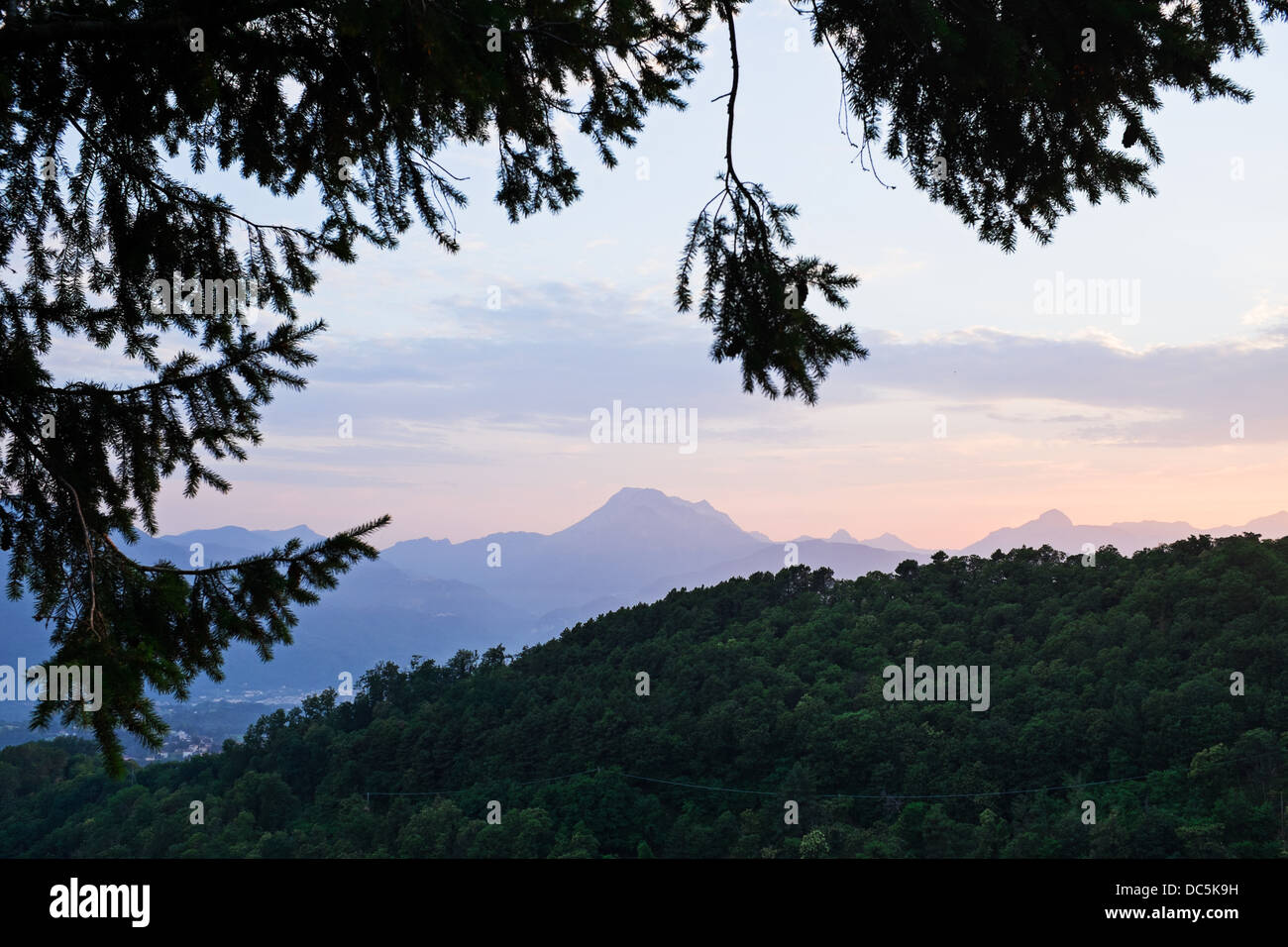 Le Alpi Apuane, Toscana Italia Foto Stock