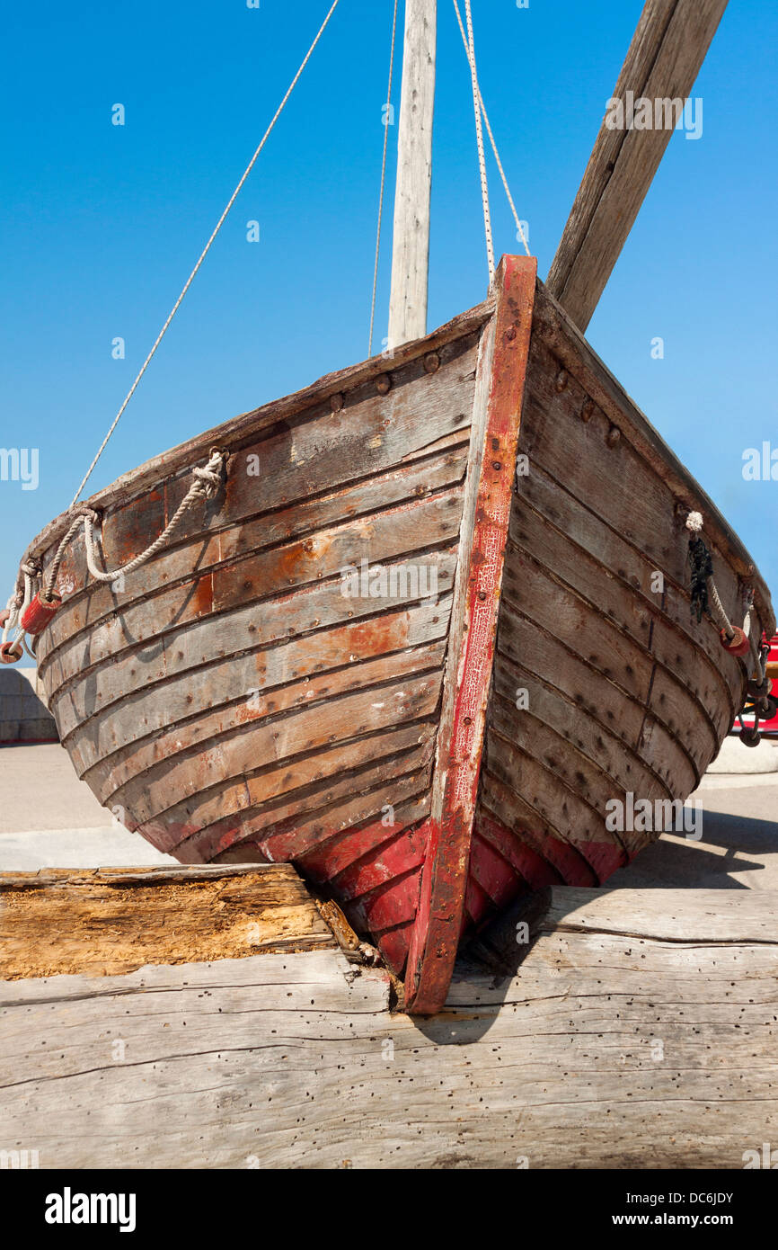 Vecchia barca da pesca in Sutivan porta, Croazia Foto Stock