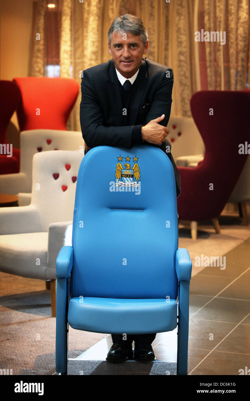 Roberto Mancini con il Manchester City Football Club sedia Foto Stock