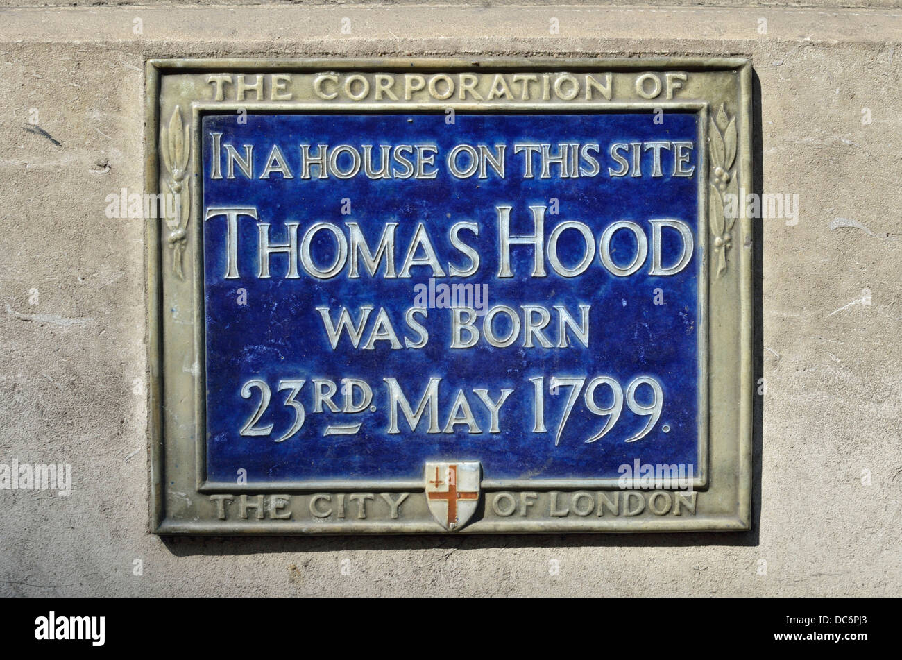 Targa blu segna il luogo di nascita di umorista e poeta Thomas Hood, pollame, Londra, Regno Unito. Foto Stock