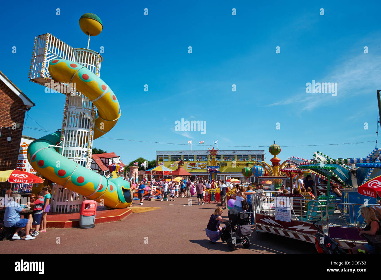 Ingresso al Dymchurch Amusement Park High Street Dymchurch Kent REGNO UNITO Foto Stock