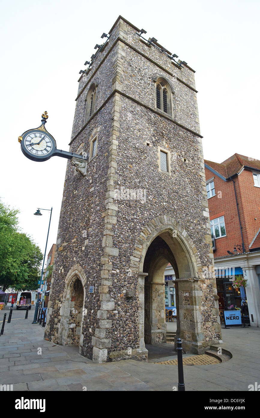 St Georges Clock Tower Burgate Canterbury Kent REGNO UNITO Foto Stock