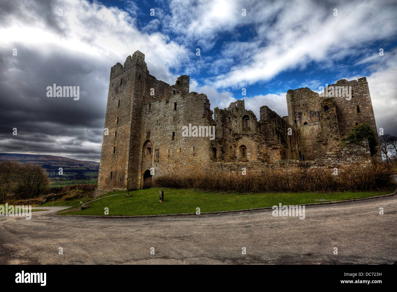 Bolton Castello castello del XIV secolo situato in Wensleydale, North Yorkshire Regno Unito Inghilterra Foto Stock