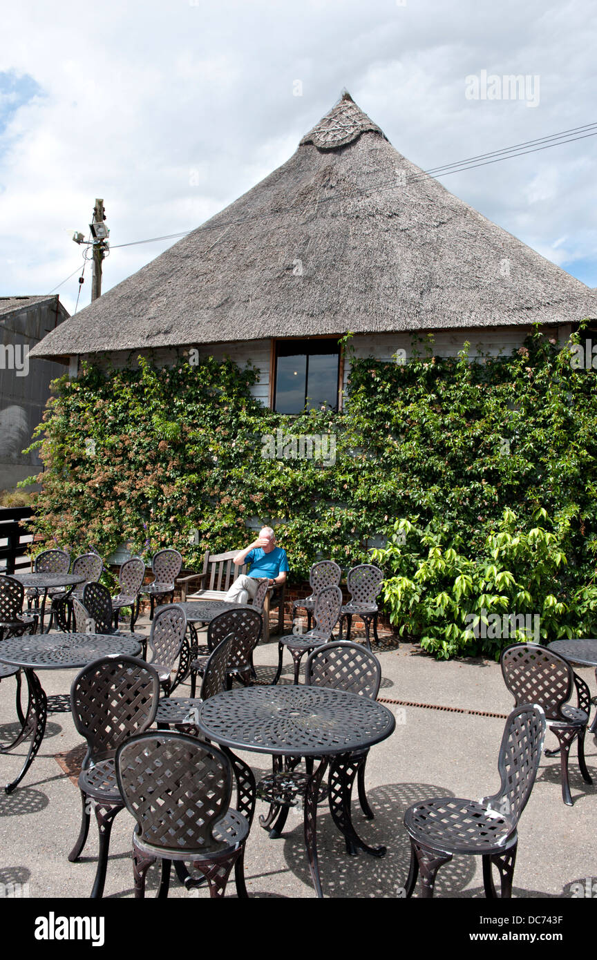 Il ristorante esterno a RHS Hyde Hall, Essex, Regno Unito Foto Stock