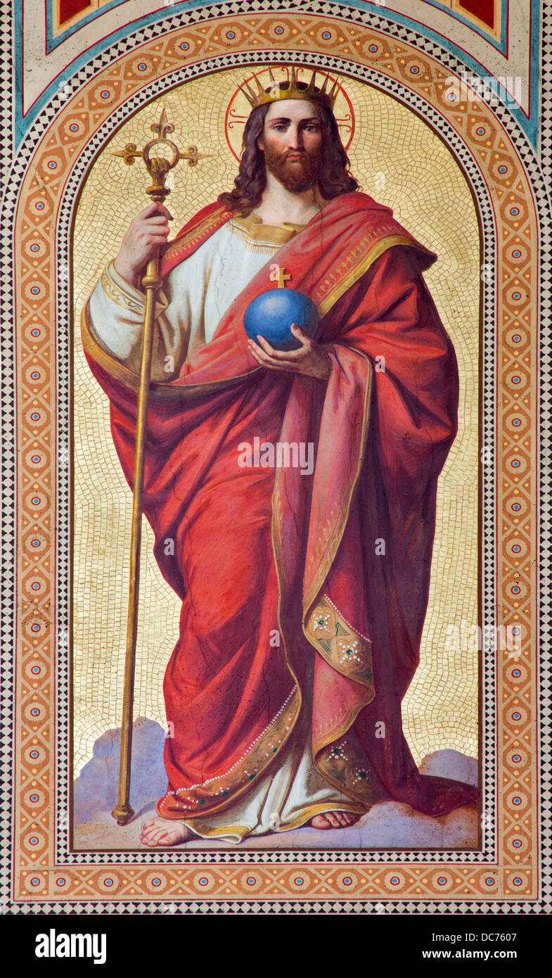 VIENNA - Luglio 27: affresco di Gesù Cristo come Re del Mondo di Karl von Blaas da 19. cento. nella chiesa Altlerchenfelder Foto Stock