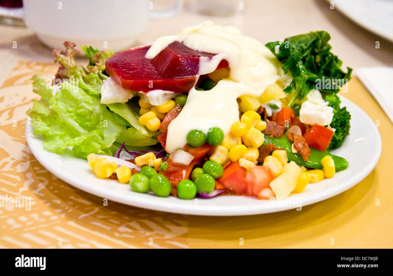 Verdure miste e insalata di frutta fro cibo sano Foto Stock