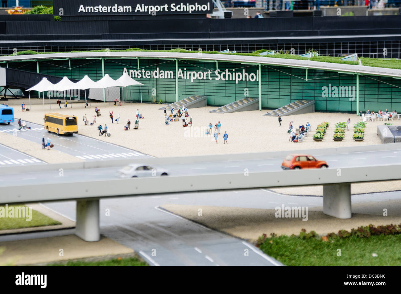 Parte anteriore di Amsterdam Schiphol Airport, a Madurodam Interactive Miniture Park, Paesi Bassi Foto Stock