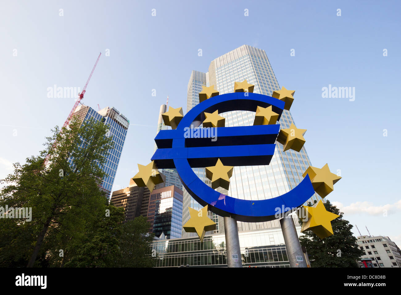 Simbolo dell'euro a Francoforte Foto Stock