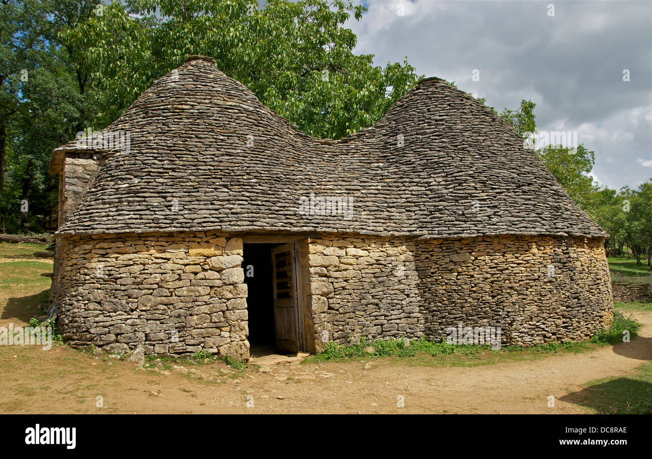 Cabanes du Breuil in Saint André D'Allas, Dordogne, Francia. Gruppo '1'. Foto Stock