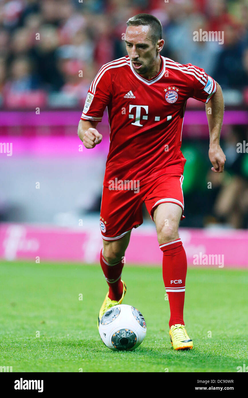 Frank Ribéry (Bayern), 9 agosto 2013 - Calcio : Bundesliga match tra FC Bayern Munchen 3-1 Borussia Monchengladbach a stadio Allianz Arena di Monaco di Baviera, Germania. (Foto di D.Nakashima/AFLO) Foto Stock
