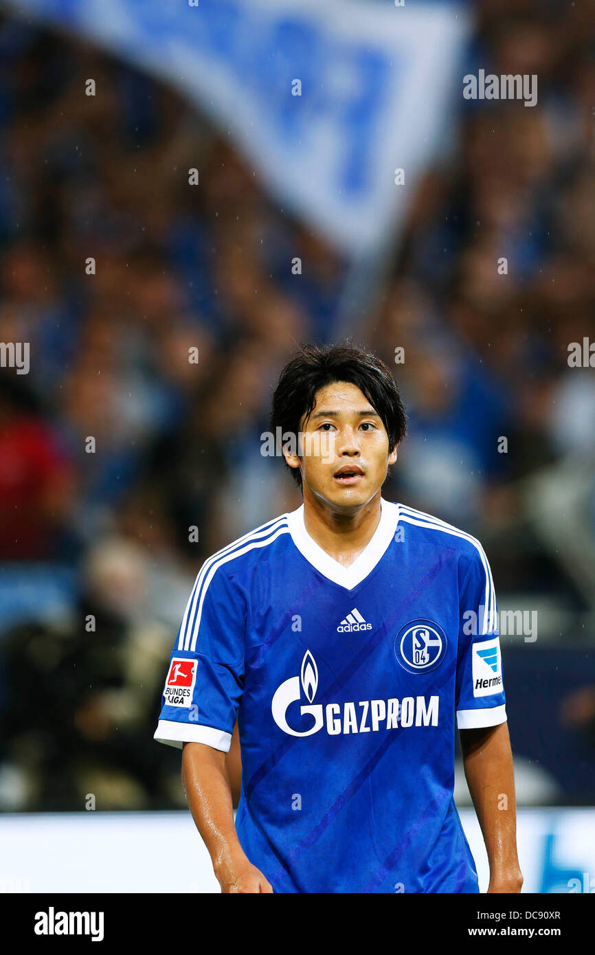 Atsuto Uchida (Schalke), 11 agosto 2013 - Calcio : Bundesliga match tra FC Schalke 04 3-3 Hamburger SV A Veltins-Arena a Gelsenkirchen, Germania. (Foto di D.Nakashima/AFLO) Foto Stock