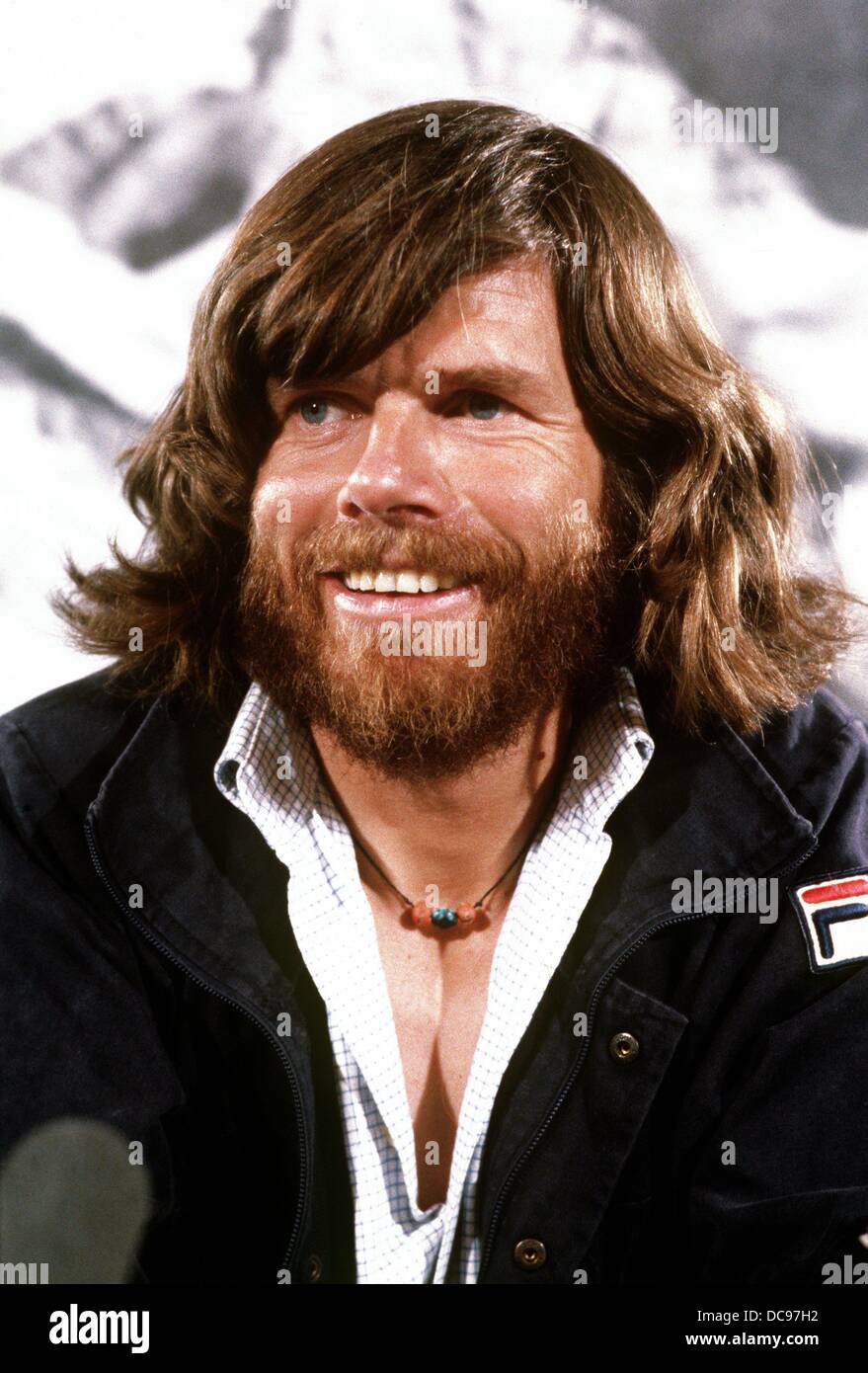 Alpinista Reinhold Messner durante una conferenza stampa al decimo di Settembre nel 1980 dopo aver scalato il monte Everest da sola e senza dispositivi di ossigeno. Foto Stock
