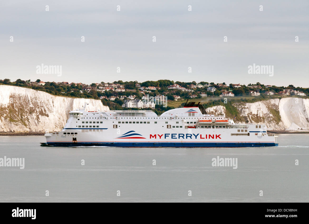 Il Myferrylink cross channel ferry " Rodin' che arrivano a Dover sulla rotta da Dover a Calais Foto Stock