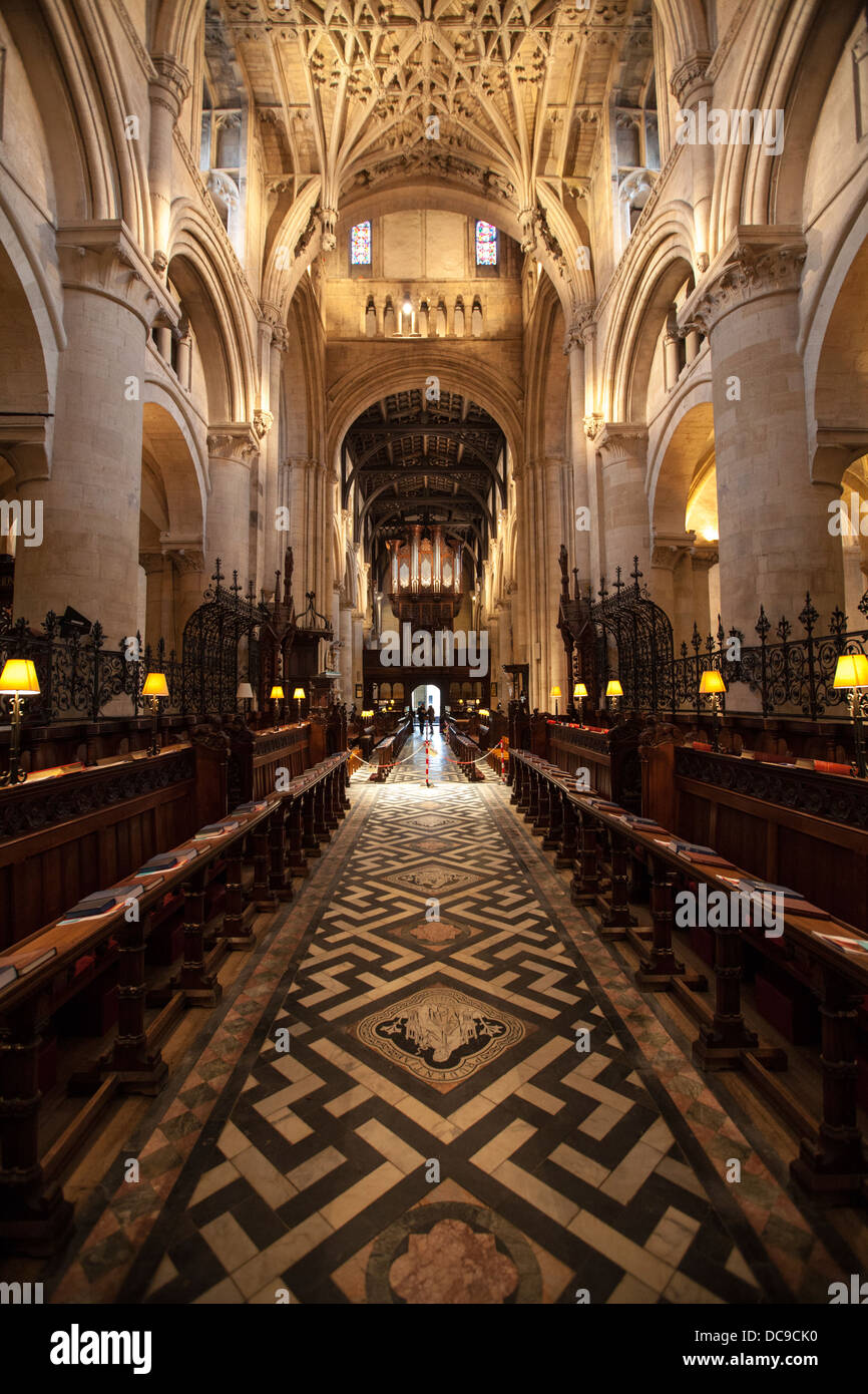 La navata della Cattedrale al Christ Church College, Università di Oxford, Inghilterra Foto Stock
