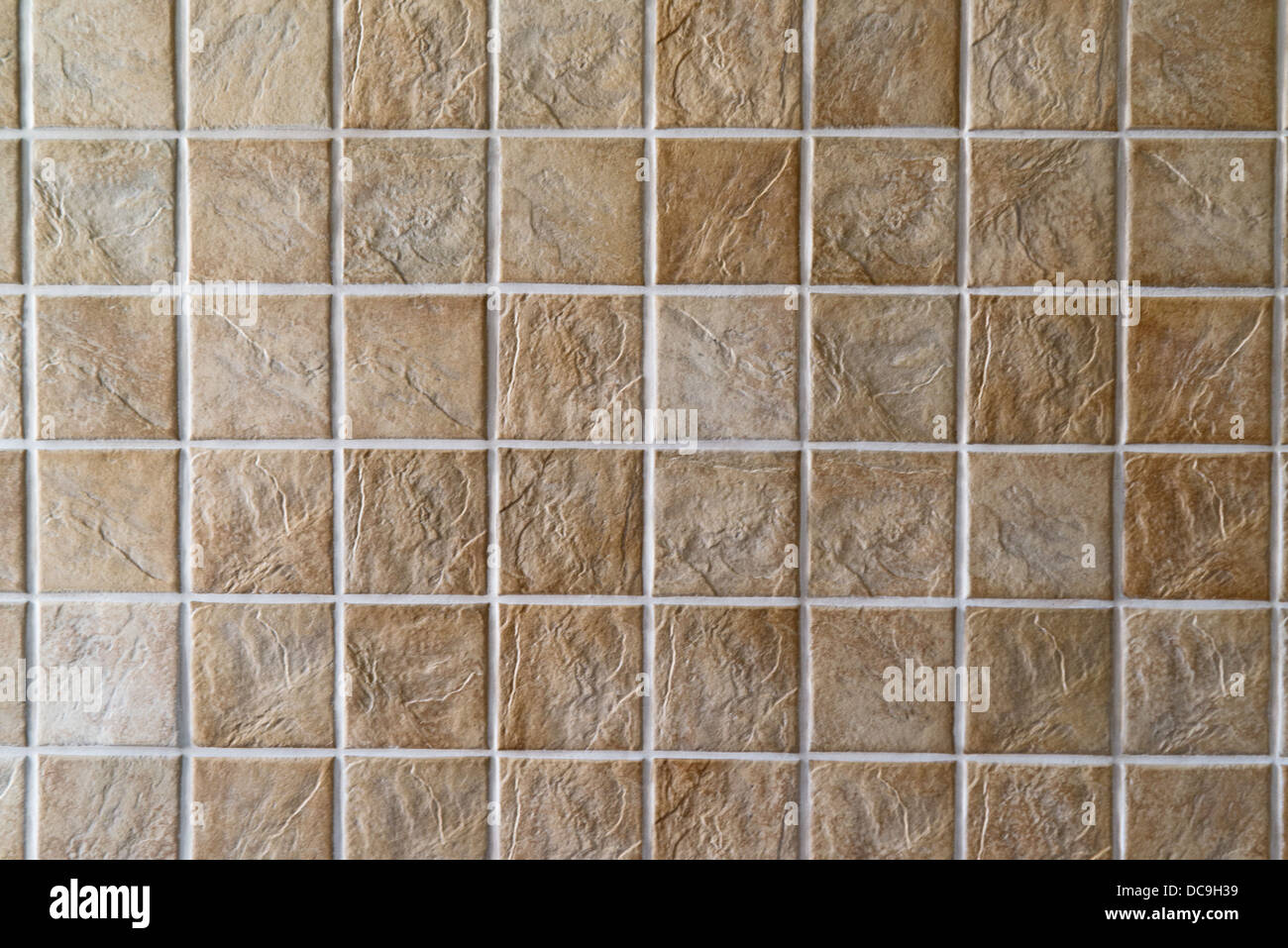 Le piastrelle di ceramica. Il beige mosaico di piastrelle in ceramica per parete o pavimento. Foto Stock
