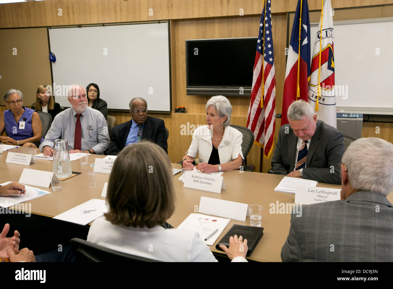 Segretario di Stato americano per la salute e i servizi umani, Kathleen Sebelius, si sono incontrati a Austin in Texas per discutere la cura conveniente agire Foto Stock