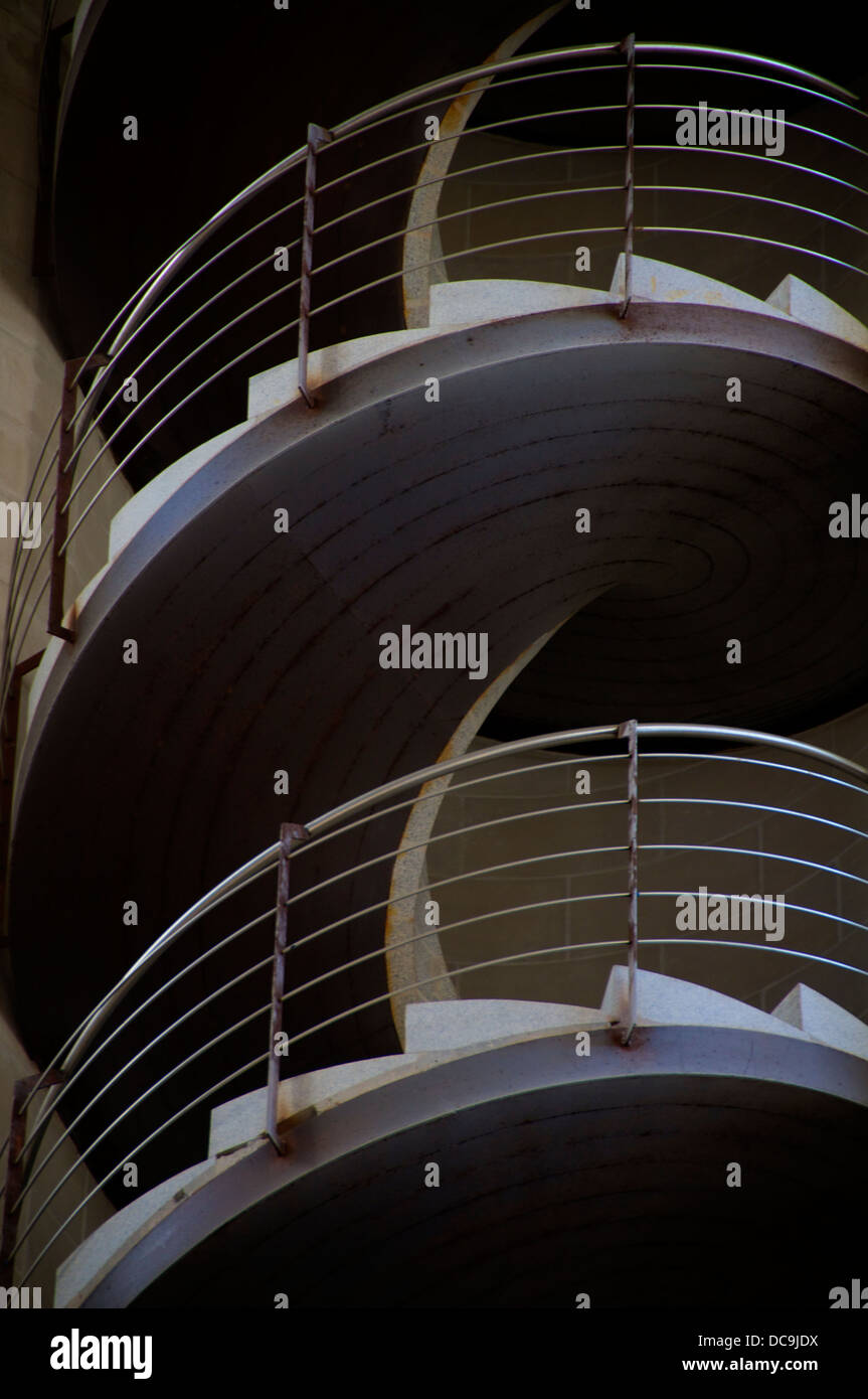 La scala a chiocciola in La Sagrada Familia di Barcellona, Spagna Foto Stock