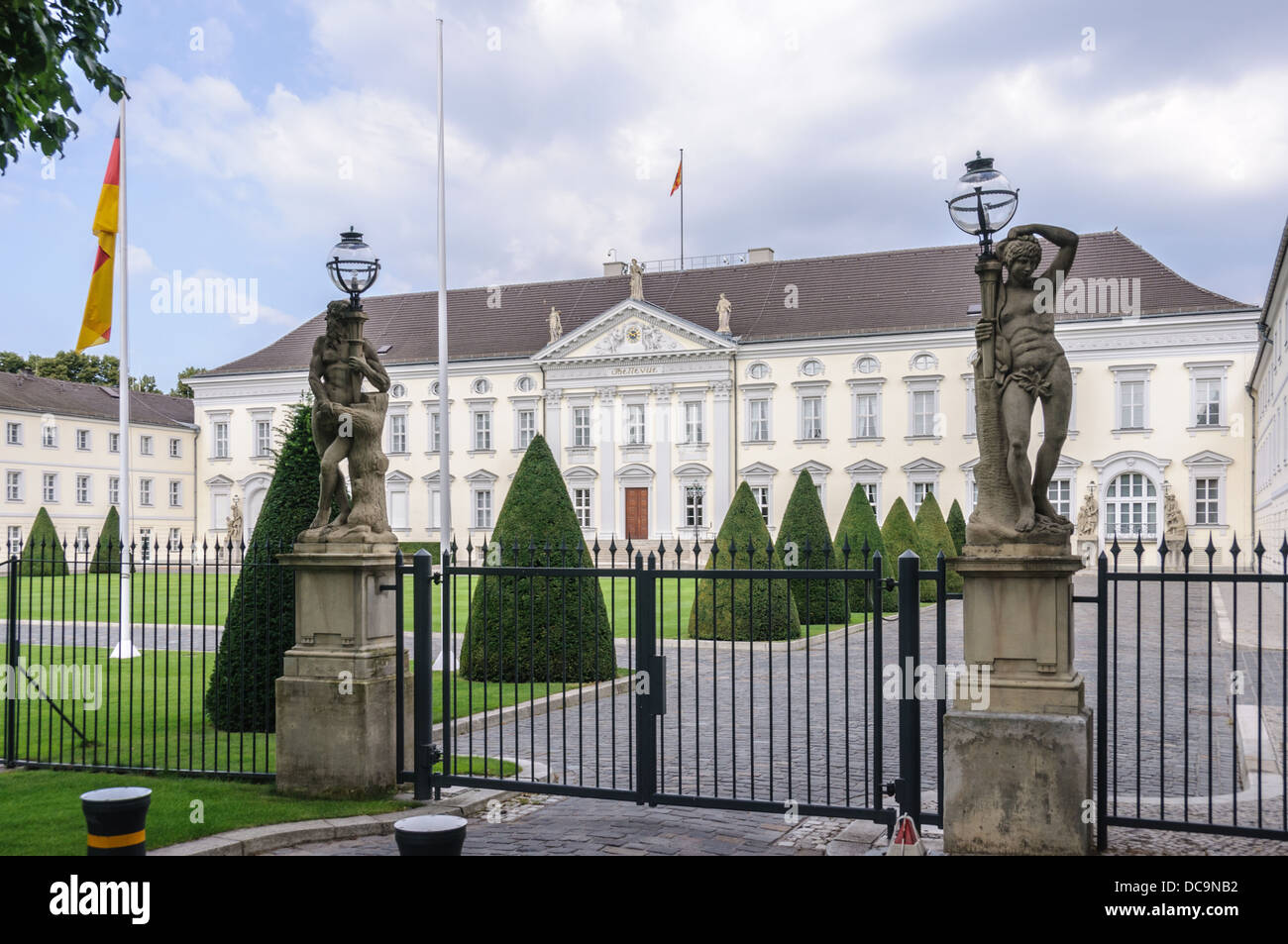 Bellevue Palace, Schloss Bellevue, residenza ufficiale del Presidente della Repubblica federale di Germania, situato nel quartiere Tiergarten di Berlino Foto Stock