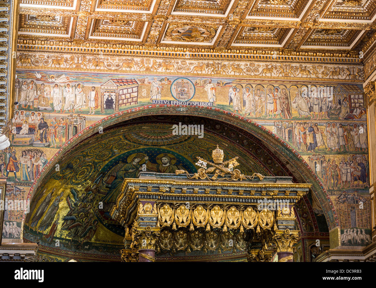 Mosaici sull'arcata della navata, Basilica di Santa Maria Maggiore, Roma, Italia Foto Stock