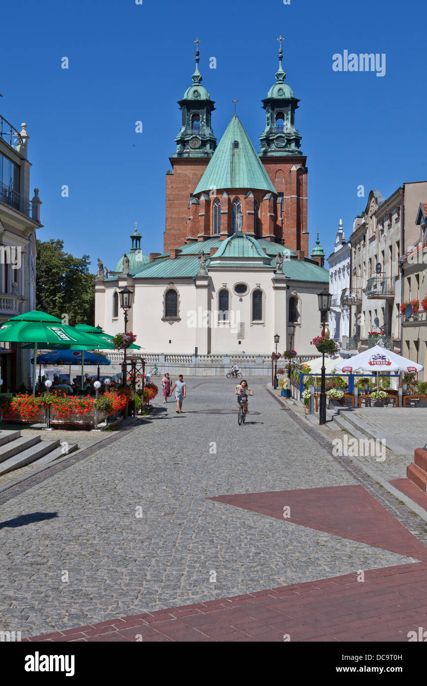 Cattedrale di Gniezno, Polonia; 23. 7. 2013; Canon EOS 5D Mark II; EF24-70mm f/2.8L USM Foto Stock