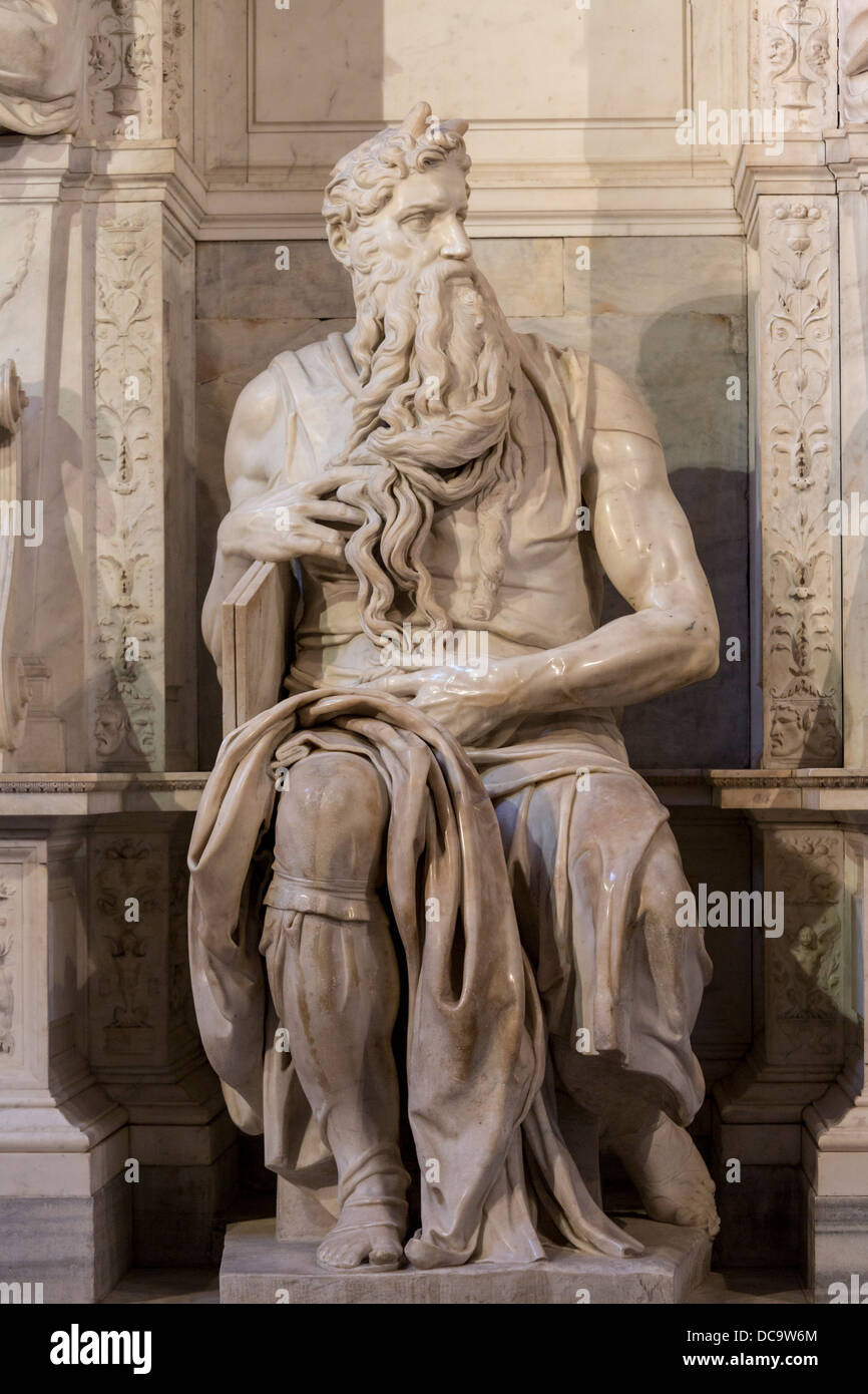 Il Mosè (c. 1513-1515) da Michelangelo, nella chiesa di San Pietro in Vincoli a Roma, Italia Foto Stock
