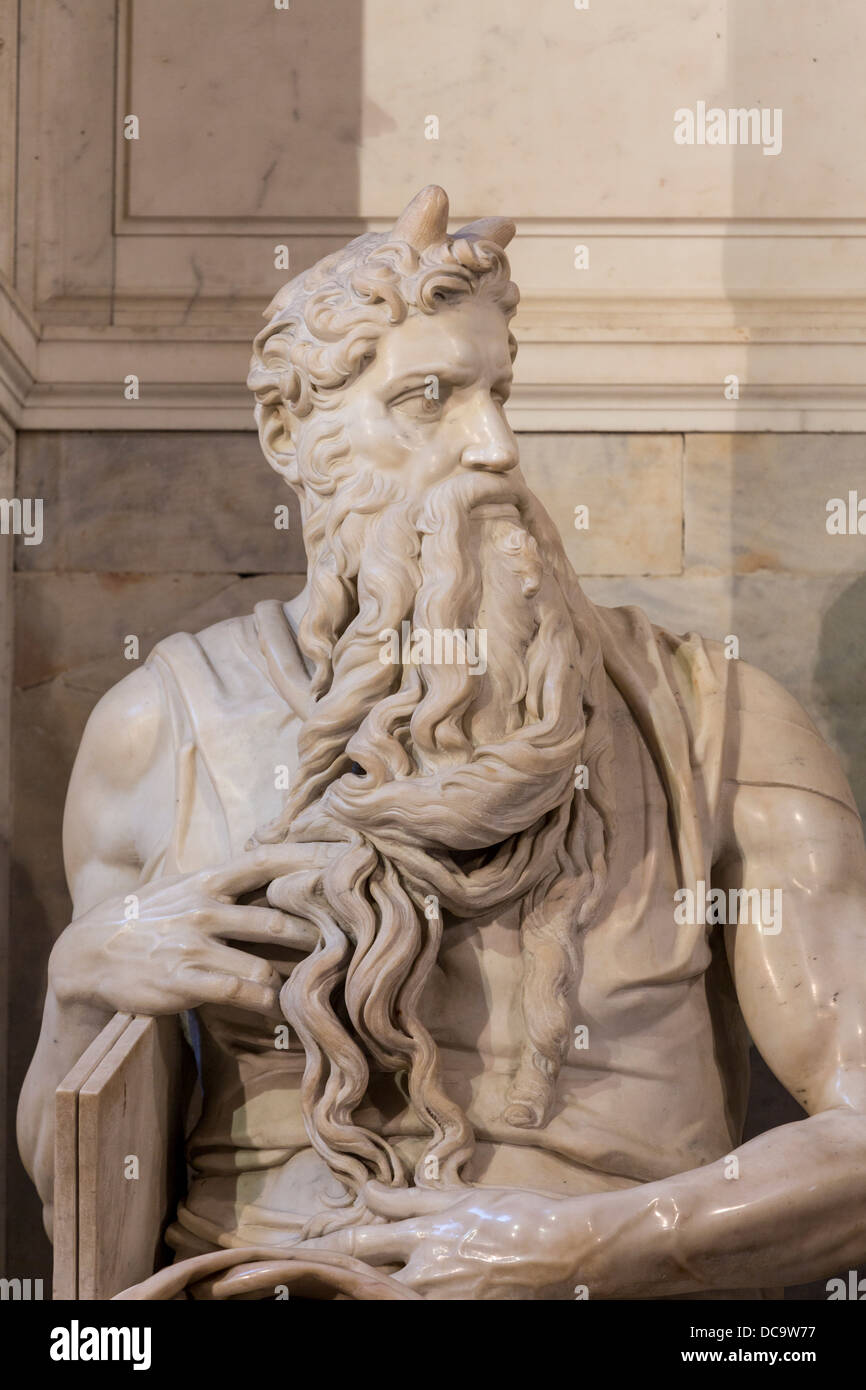 Il Mosè (c. 1513-1515) da Michelangelo, nella chiesa di San Pietro in Vincoli a Roma, Italia Foto Stock