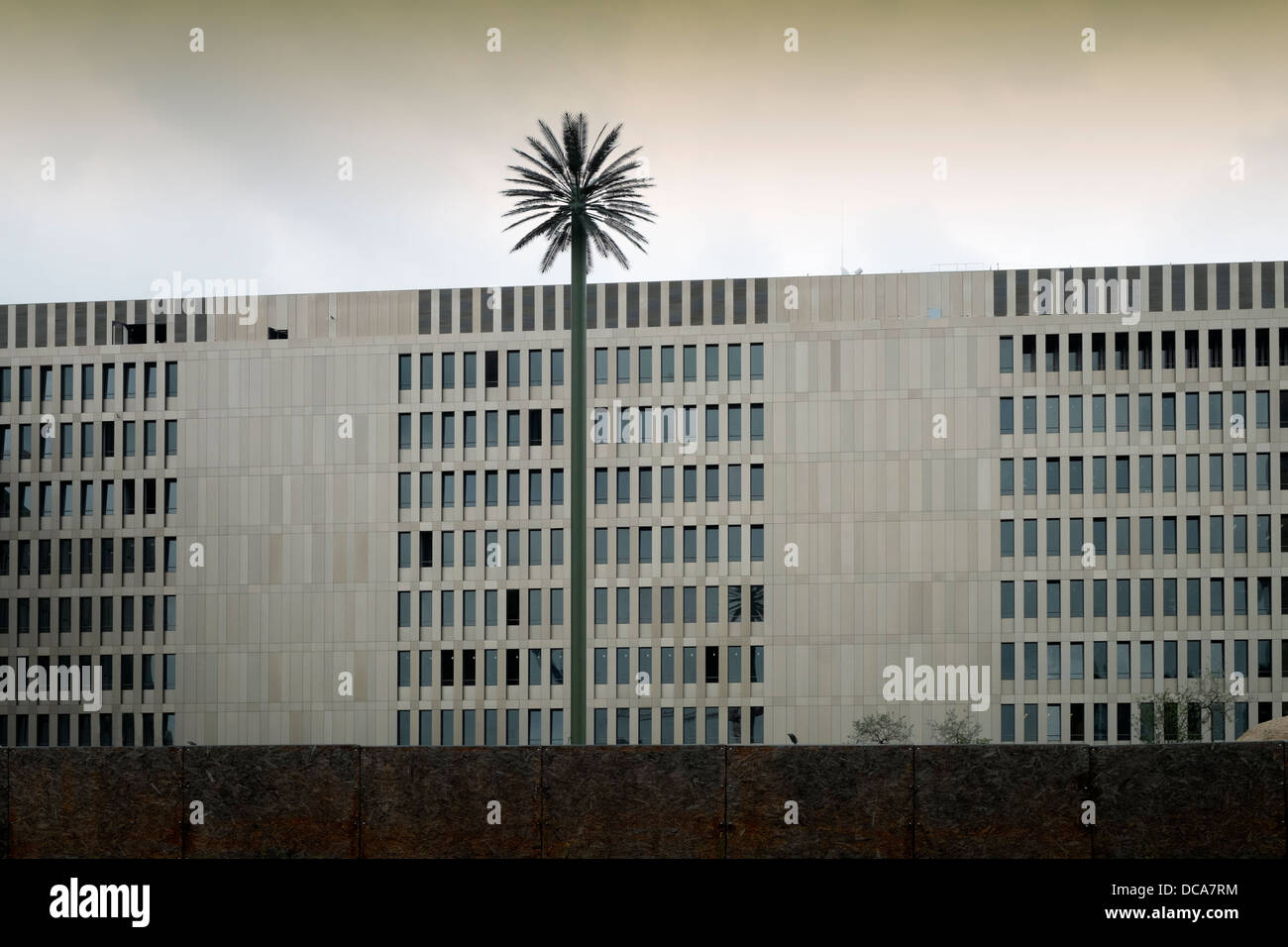 Vista esterna del nuovo quartier generale del BND (Bundesnachrichtendienst) Federale Servizio di Intelligence della Germania a Berlino Foto Stock