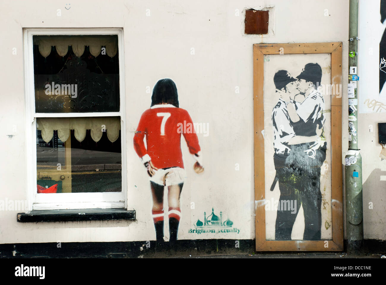 Banksy street art in Frederick Street, Brighton, Inghilterra Foto Stock