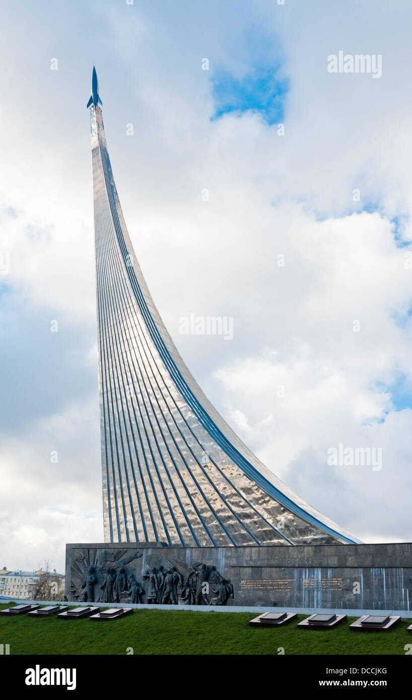 Monumento " per i conquistatori di spazio', Mosca, Russia Foto Stock