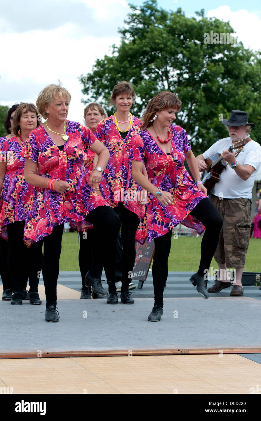 Opzione morbido, Appalachian passo ballerini, a Warwick Folk Festival, REGNO UNITO Foto Stock