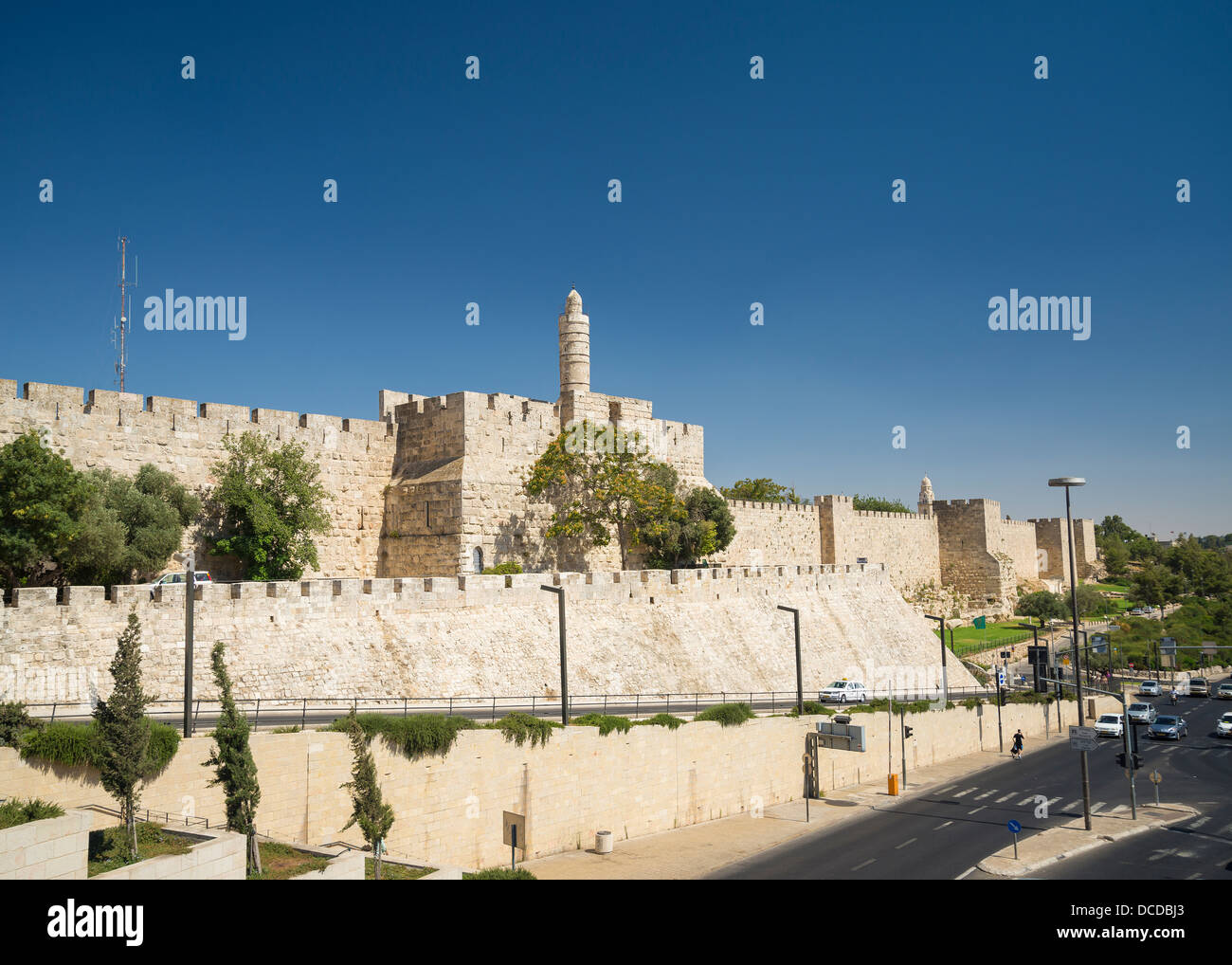 Le antiche mura di Gerusalemme vecchia Israele Foto Stock