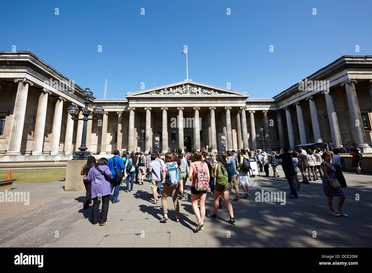 Ingresso al British Museum di Londra Inghilterra REGNO UNITO Foto Stock