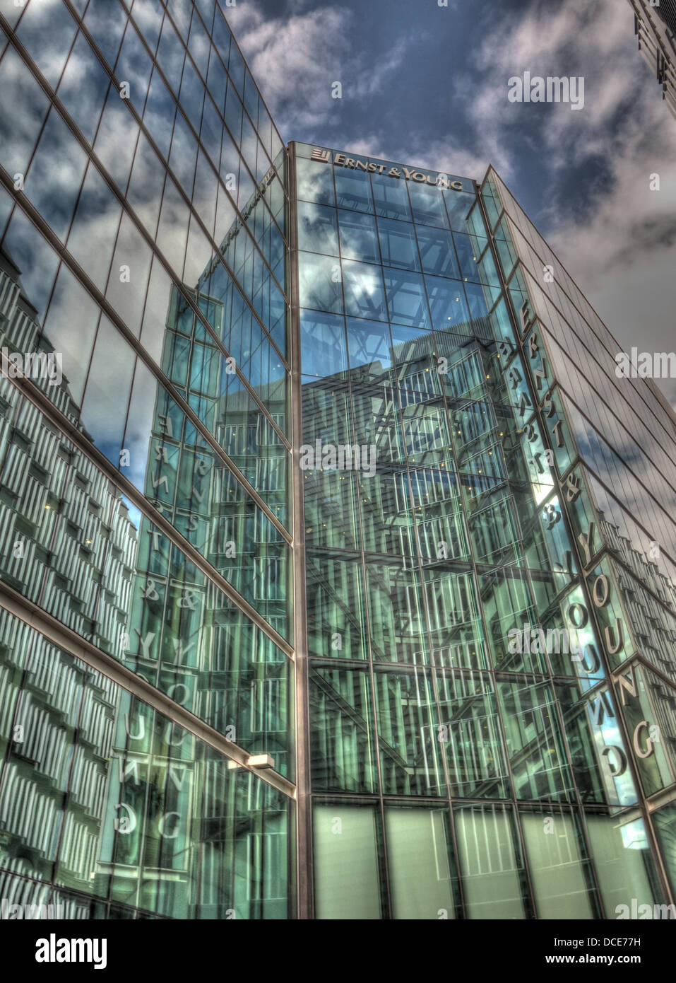 Ernst & Young uffici, 1 More London Place, Southbank Londra Inghilterra REGNO UNITO Foto Stock